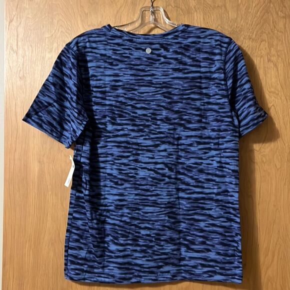 NWT Zella Blue Marlin Striped Camo T-Shirt Boys 14-16 - Picture 3 of 4
